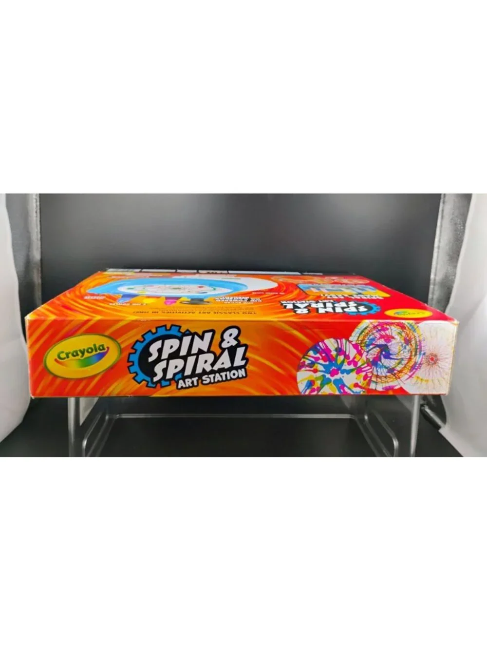 Crayola Spin & Spiral 2-In-1 Art Station Kid-Powered Fun